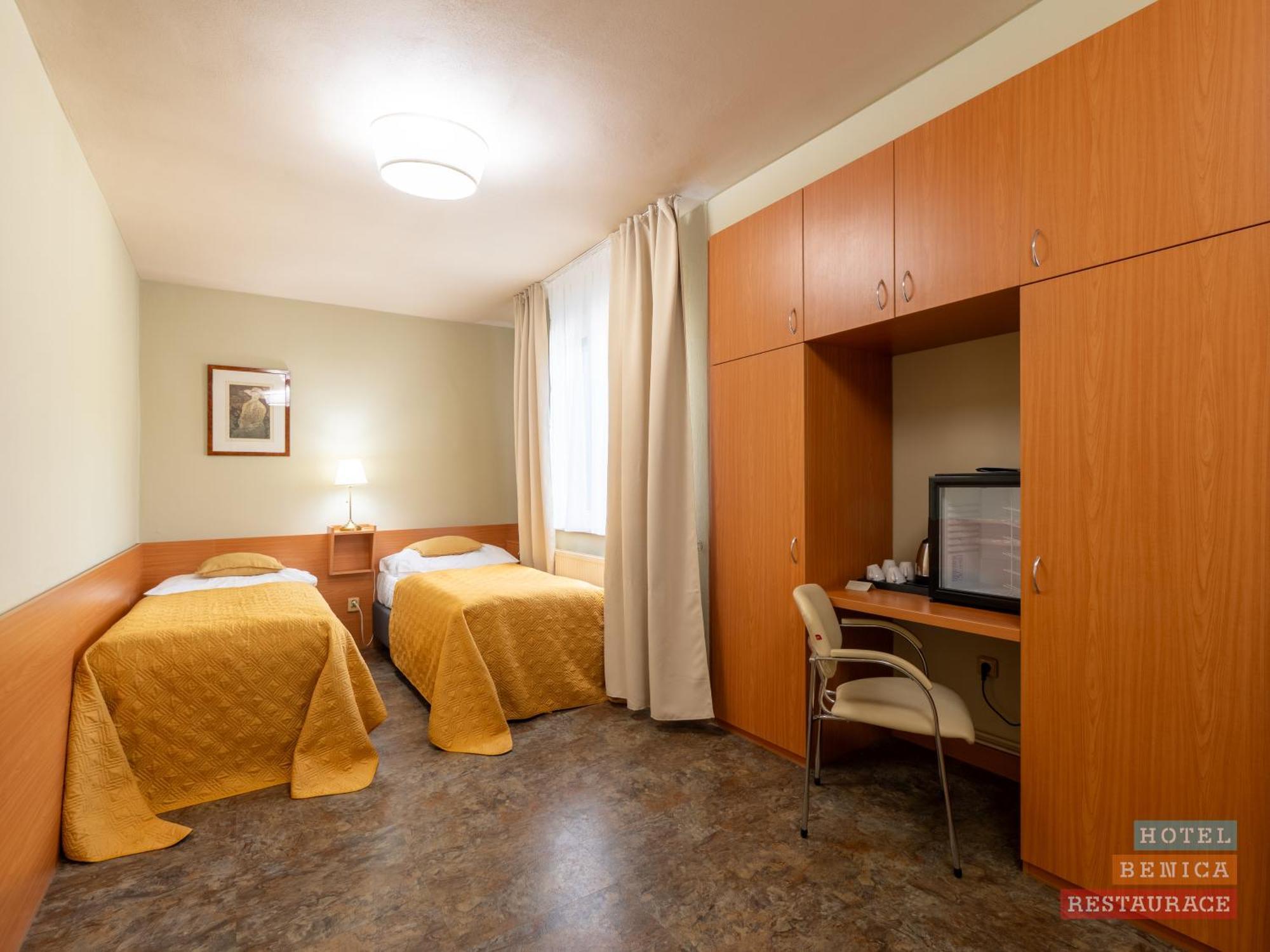 Hotel Benica Benesov  Exterior foto